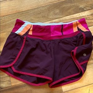 Lululemon ladies size 6 shorts